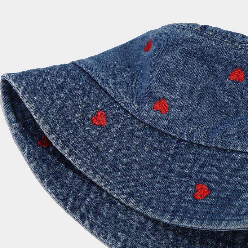 Nuovo cappello a secchiello con ricamo a forma di cuore, personalità alla moda, celebrità di Internet, hipster, da esterno, da viaggio, protezione solare, parasole, cappello a secchiello