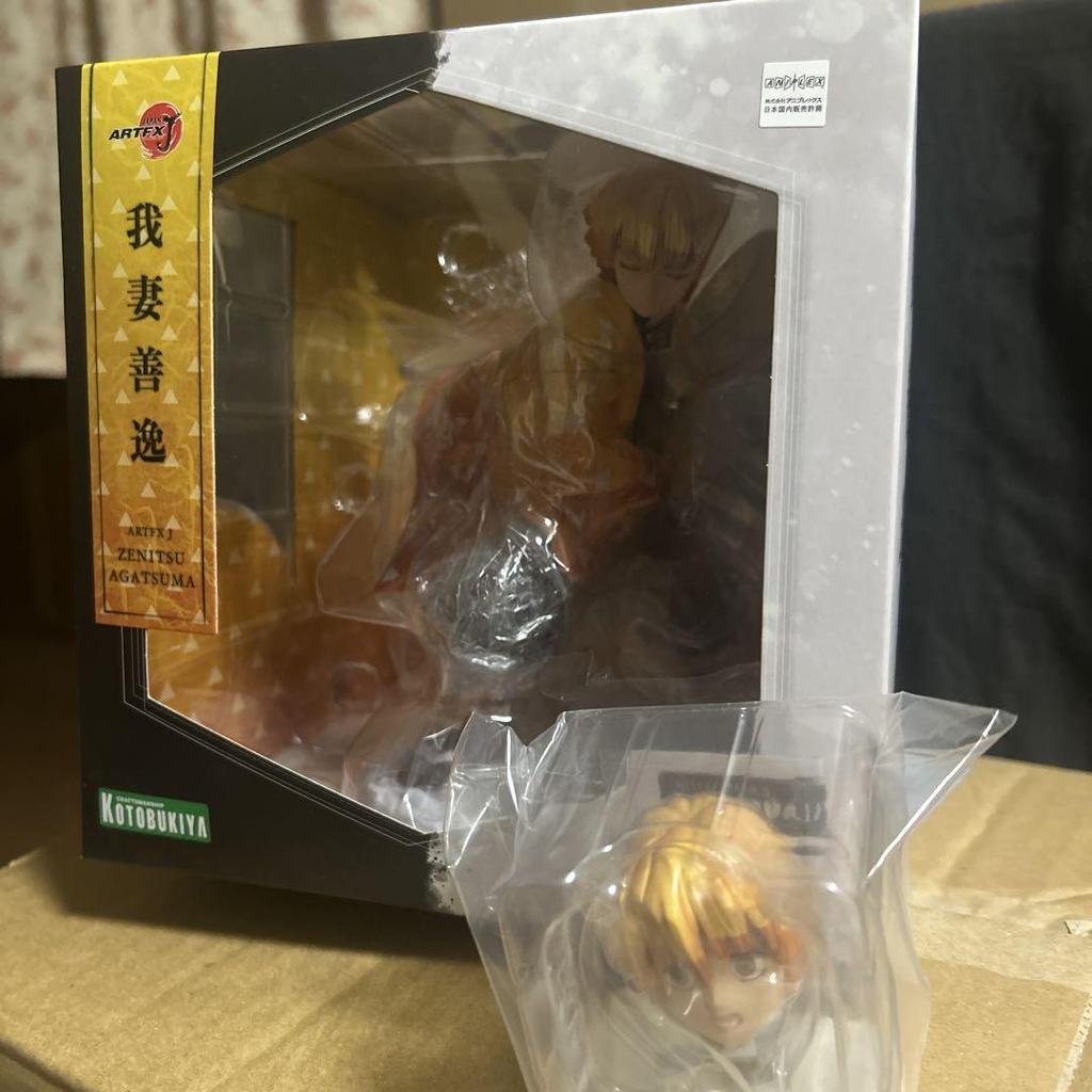 [USED] Demon Slayer: Kimetsu no Yaiba Zenitsu Agatsuma ARTFX J