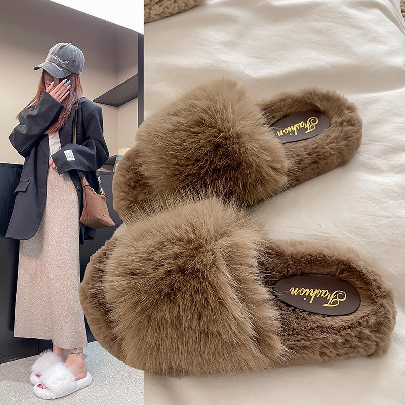 2025 New Furry Women's Fluffy Slippers: High-End, Thick Sole, Outdoor Wear, Perfect for Autumn and Winter
