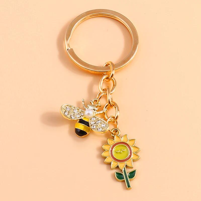 Lovely Enamel Flower Keychain Bee Key Ring Pendant for Women Girls Handbag Decor Charms DIY Handmade Jewelry Gifts