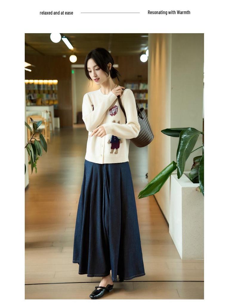 Women's High-End Embroidered Knitted Wool Cardigan, Long Sleeve Loose Fit Sweater Coat for Autumn and Winter