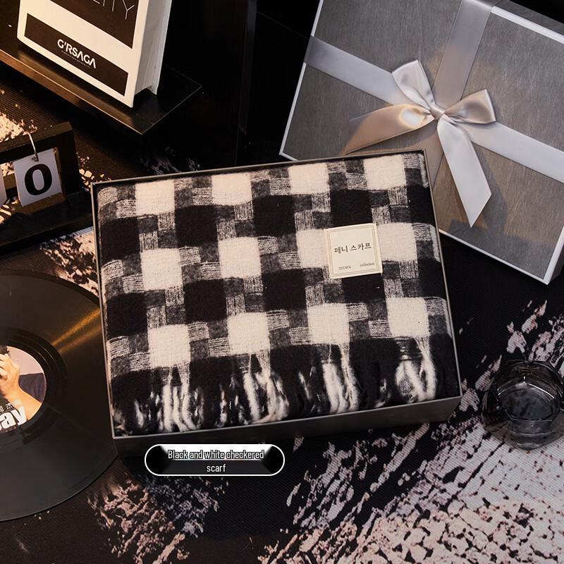 Men s Valentine s Day Insulated Mug & Scarf Gift Box 10