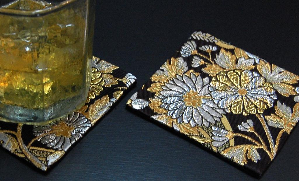 Set of 2 Japanese-style Brocade Kimono Coasters (Kinka)