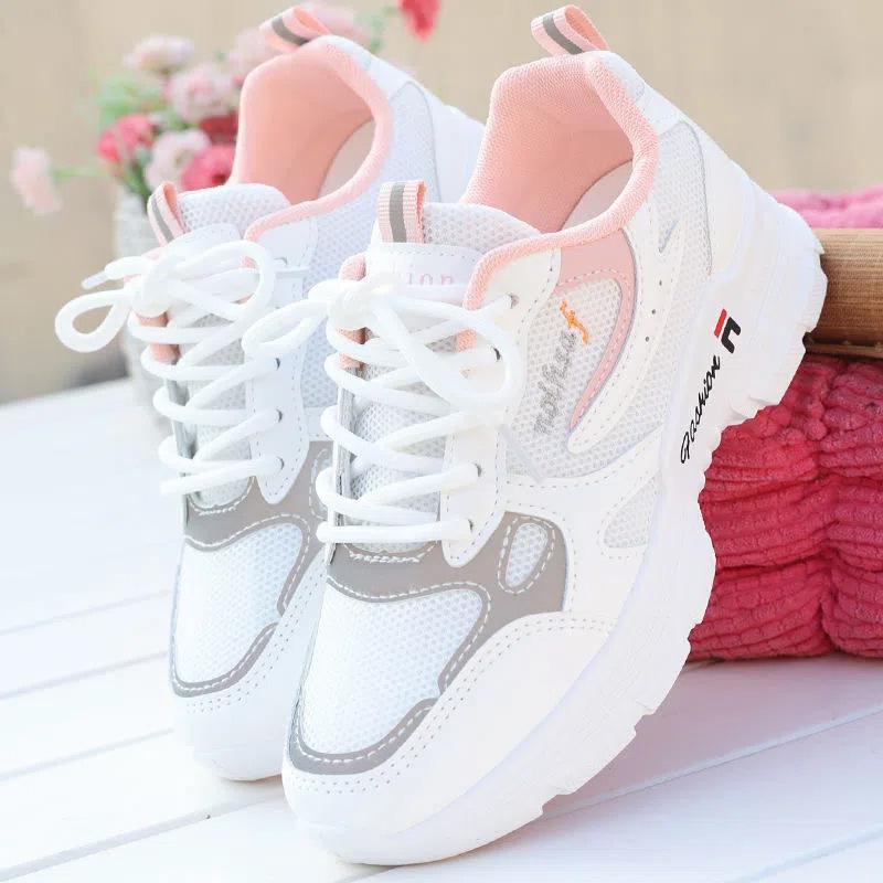 

2025 новые летние сетчатые туфли женские дышащие сетчатые спортивные туфли женские полые и универсальные базовые студенческие балетки белые 40 розовый