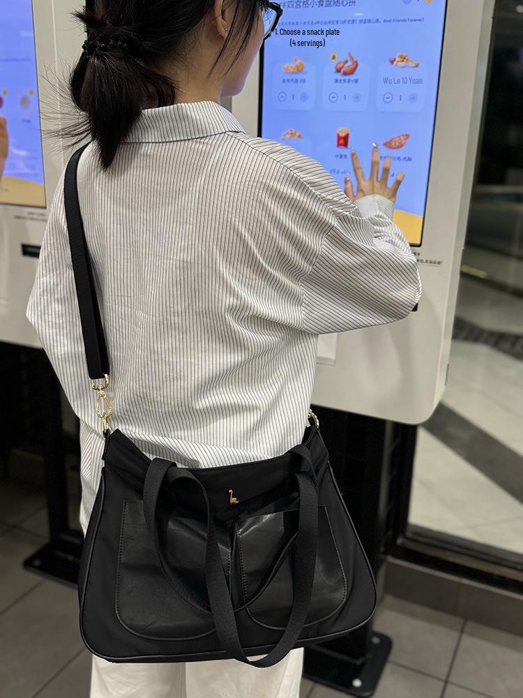 Geantă Messenger pentru femei în stil Campus: Geantă de mână și geantă de umăr ocazională, de mare capacitate, pentru studenți, cu buzunare atmosferice