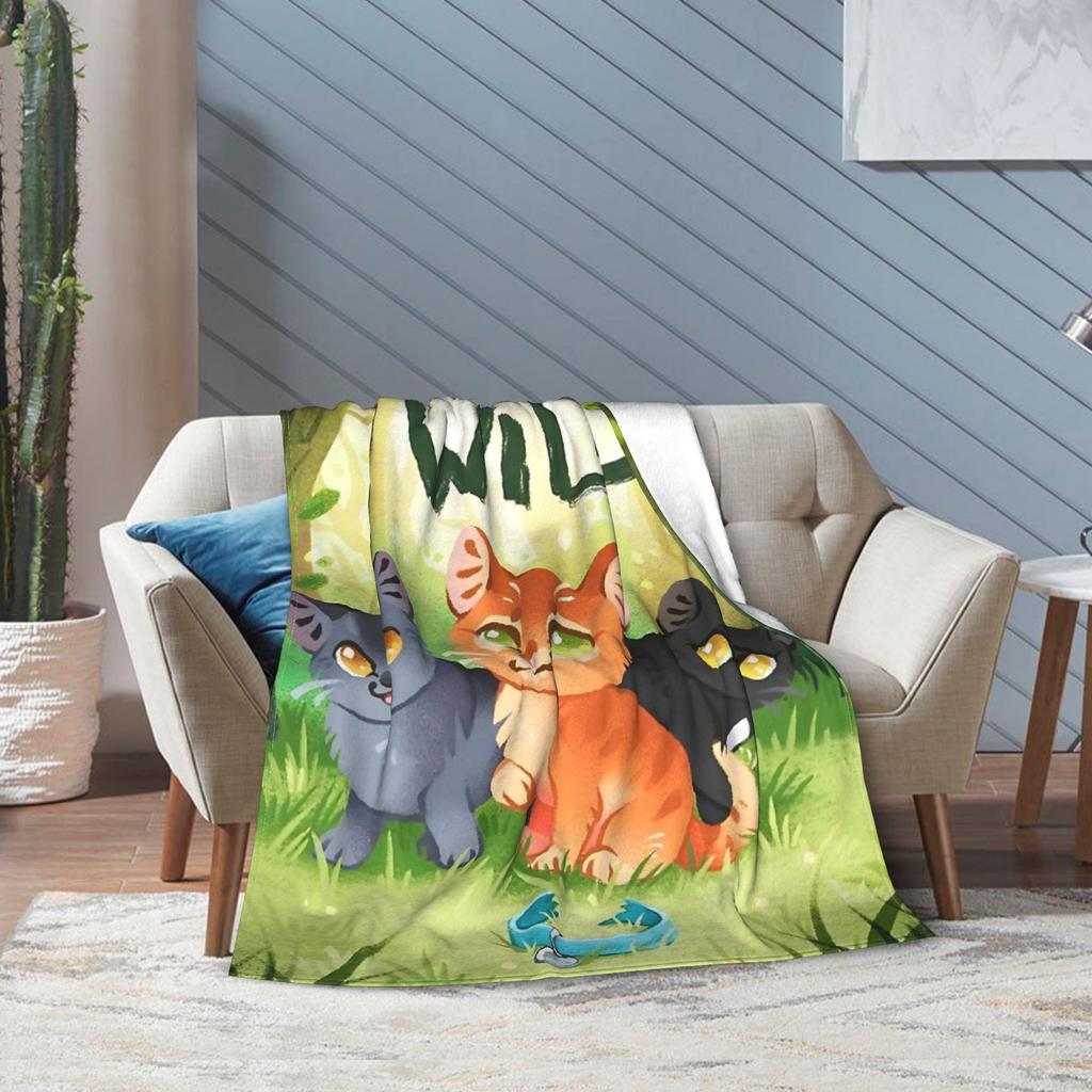 Super Soft Warriored Cats Throw Blanket Premium Fleece Flannel Lightweight Bed Blanket Cozy Fluffy Blankets All Season Use