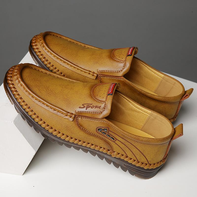 New Style Classic Retro Loafers Light Driving Leather Shoes Sewing Comfortable Men Casual Slip-on Shoe