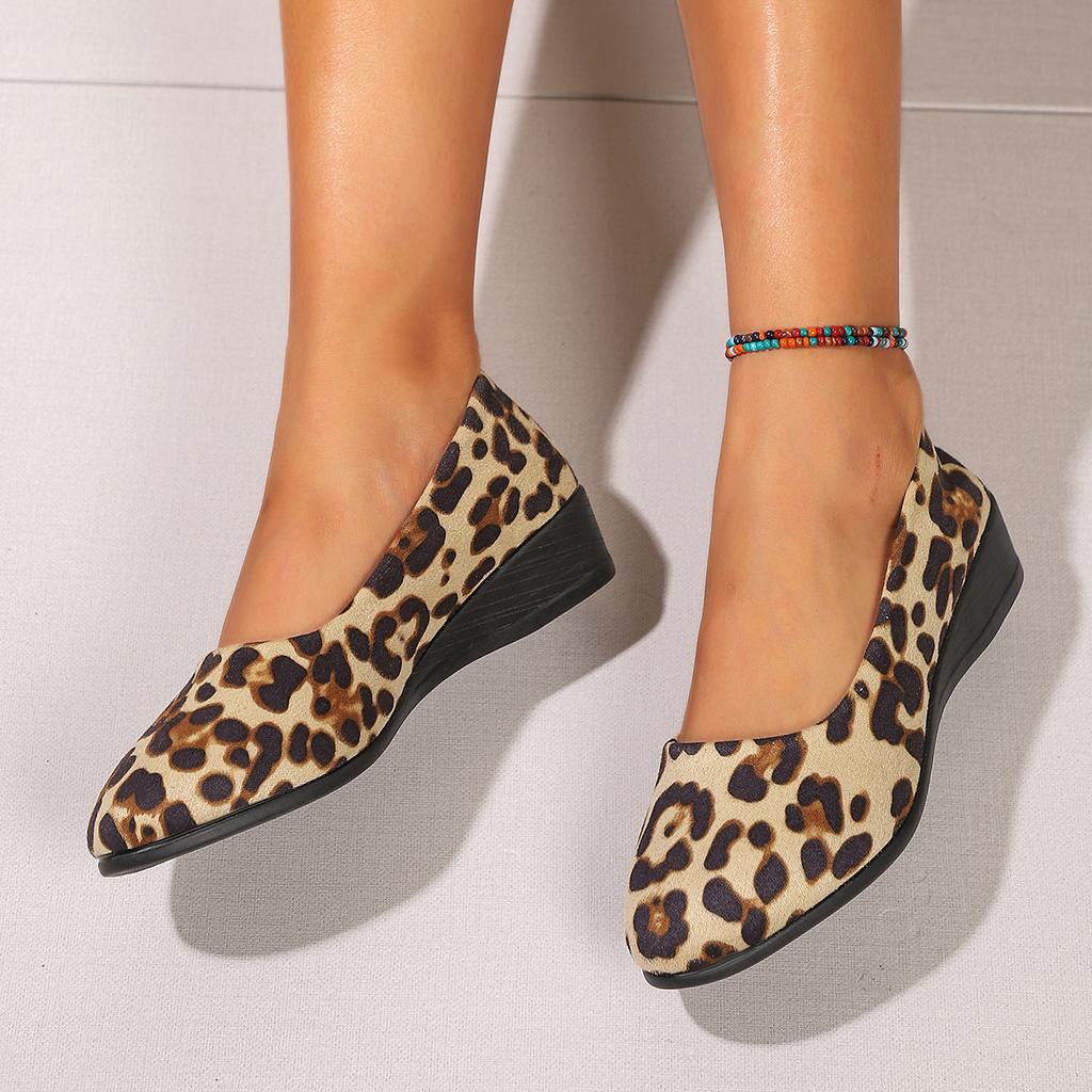 Women Flats Pointed Toe Ballet Flat Shoes Women Slip On Wedge Loafers Outdoor Comfortable Sneakers Non-slip Casual Boat Shoes