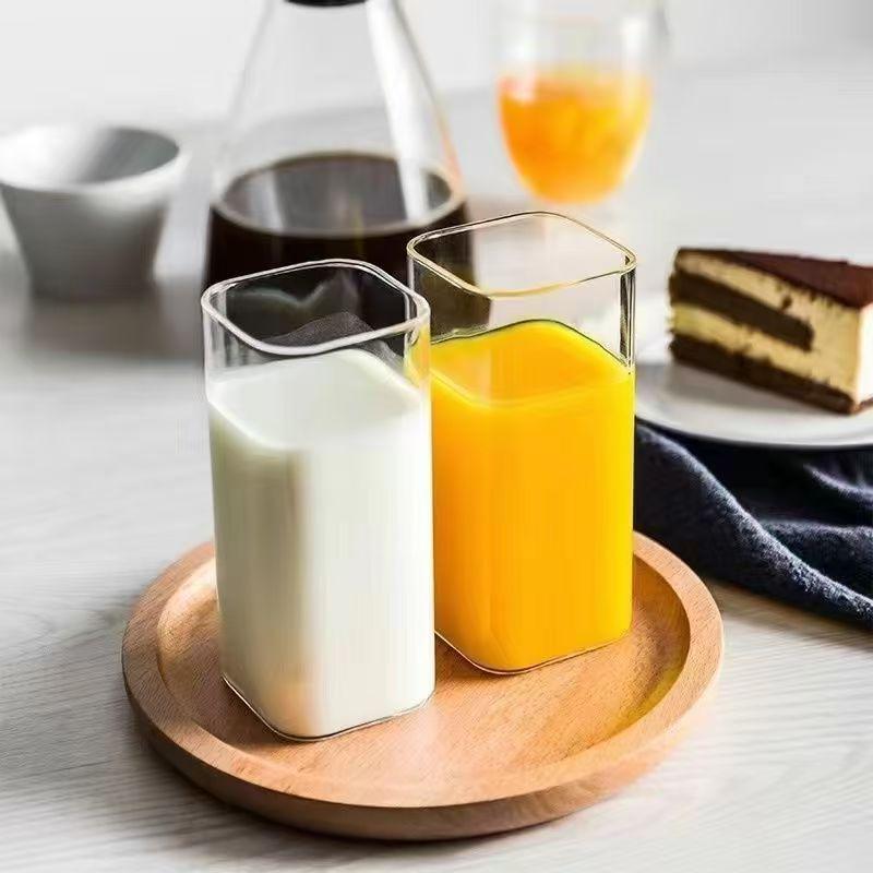 

Square Glass Drinking Cups Set of 2 Durable Transparent Glass Tumblers for Household Use Suitable for Water Juice and Other Beverages One Size білий