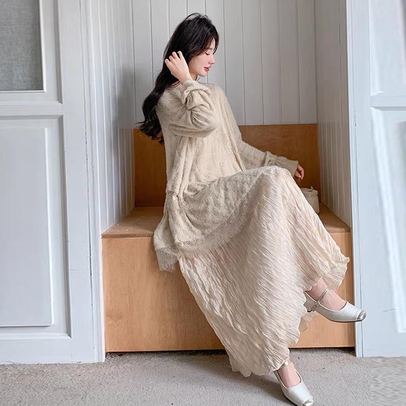 2026 Spring Heavy Jacquard Long Sleeve Maternity Dress with Lace Pleated Skirt 2XL