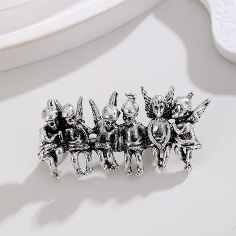 Vintage Baroque Angel Exquisite Design Brooch Pin For Women Girls Classic Unisex Badges Jewelry Accessories Gift