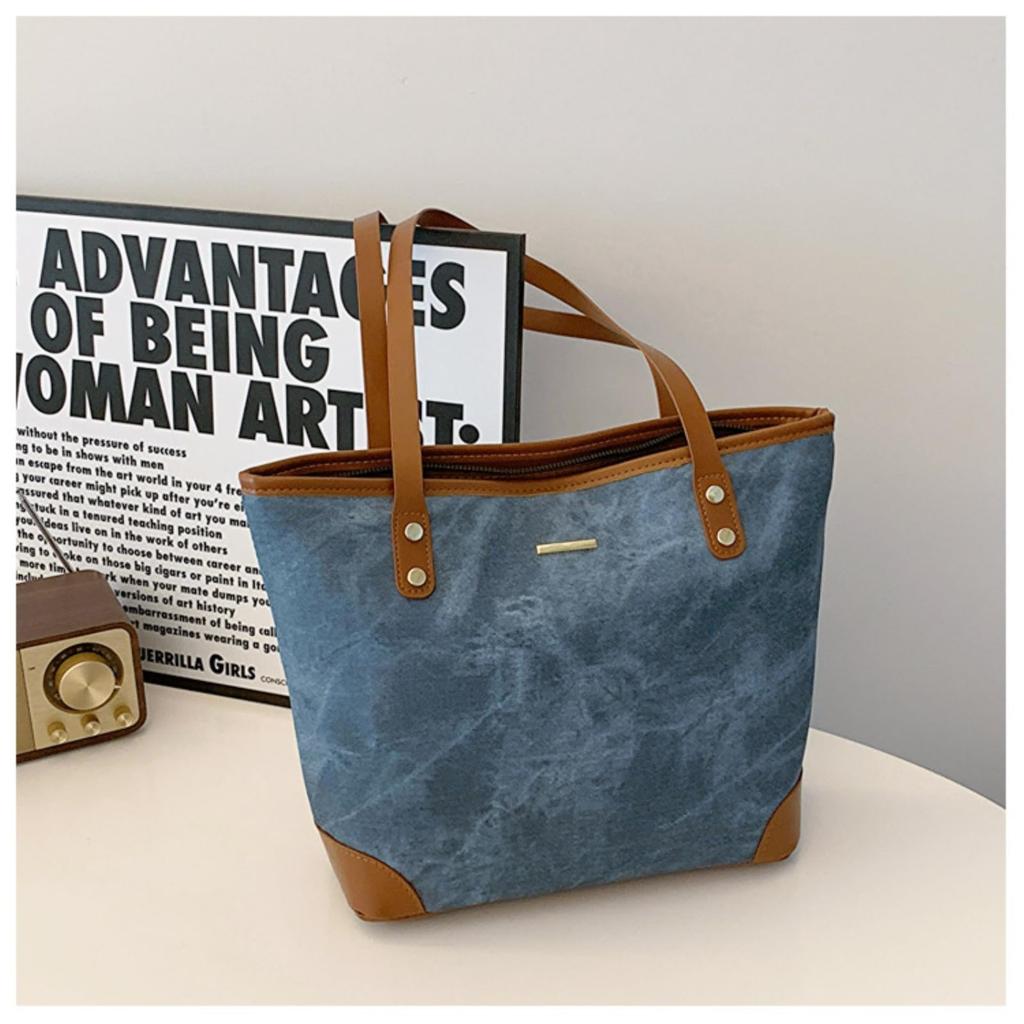 Nestkanina Tote Bag, Stylish, Simple, Women's Shoulder Bag, Cute, One-Shoulder Tote Bag, Lightweight, Perfect for Autumn and Winter, BG028 (Black)