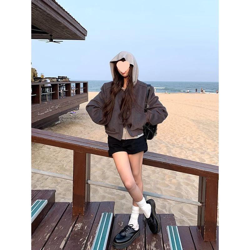 Women's Grey Baseball Jacket, New Autumn 2025: Trendy, Age-Defying Short Jacket