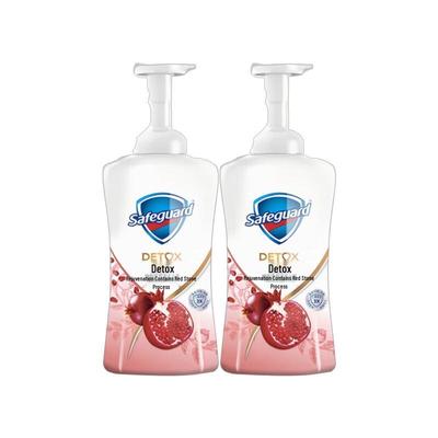 Safeguard Revitalizing Red Pomegranate Foaming Shower Gel