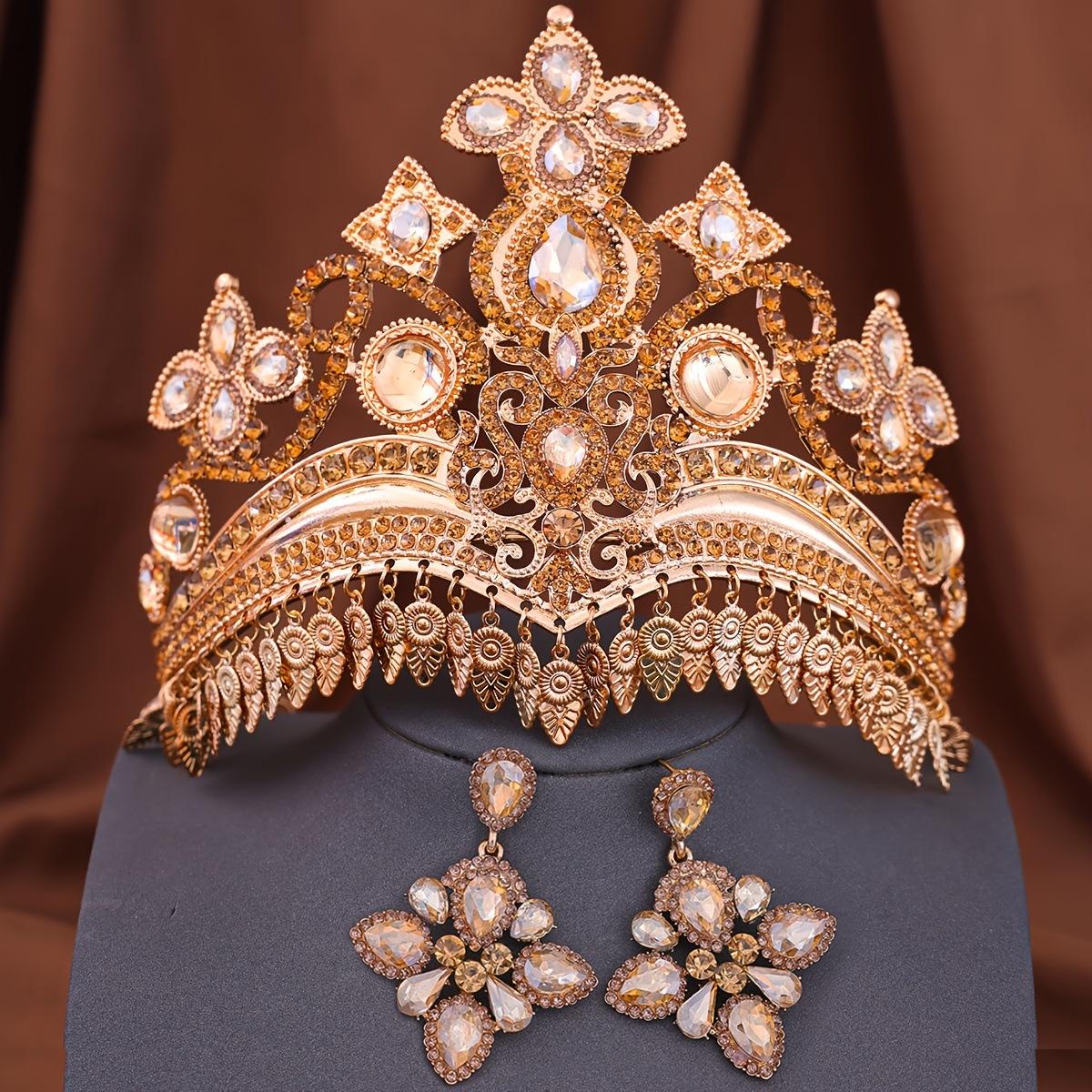 

Набор серег-корон, аксессуар для волос, экзотический стиль, кисточки, фотография, тревел-фотография, королевская корона, повязка для волос и другие аксессуары