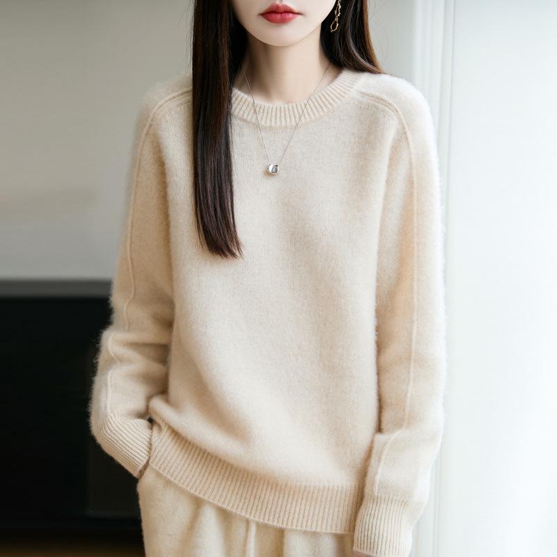 2025 Autumn/Winter Women's Round Neck Wool Knit Sweater, Loose Fit, Long Sleeve, Versatile Fashion Top