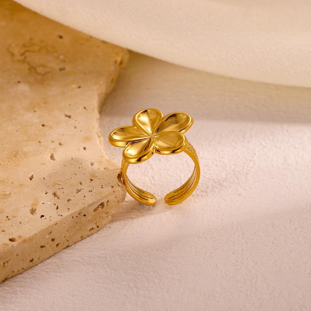 CARLIDANA New Gold-Plated Stainless Steel With Pearl Rings Jewelry Women Zircon Flower Butterfly Leaf Rings Adjustable Fashion