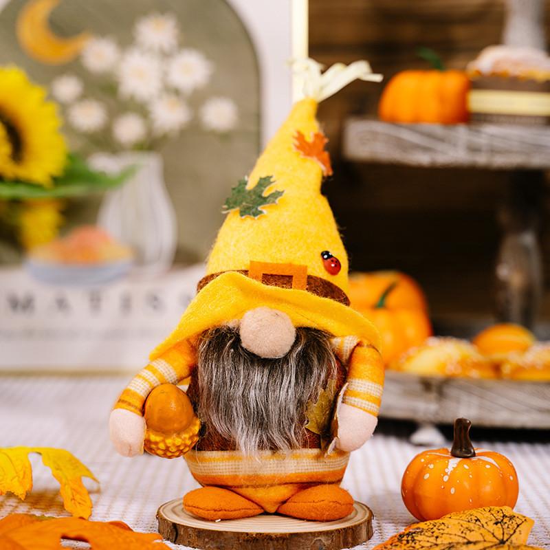 New Seasonal Harvest Festival Decoration Gnome Figurine With Maple Leaf Design For Fall