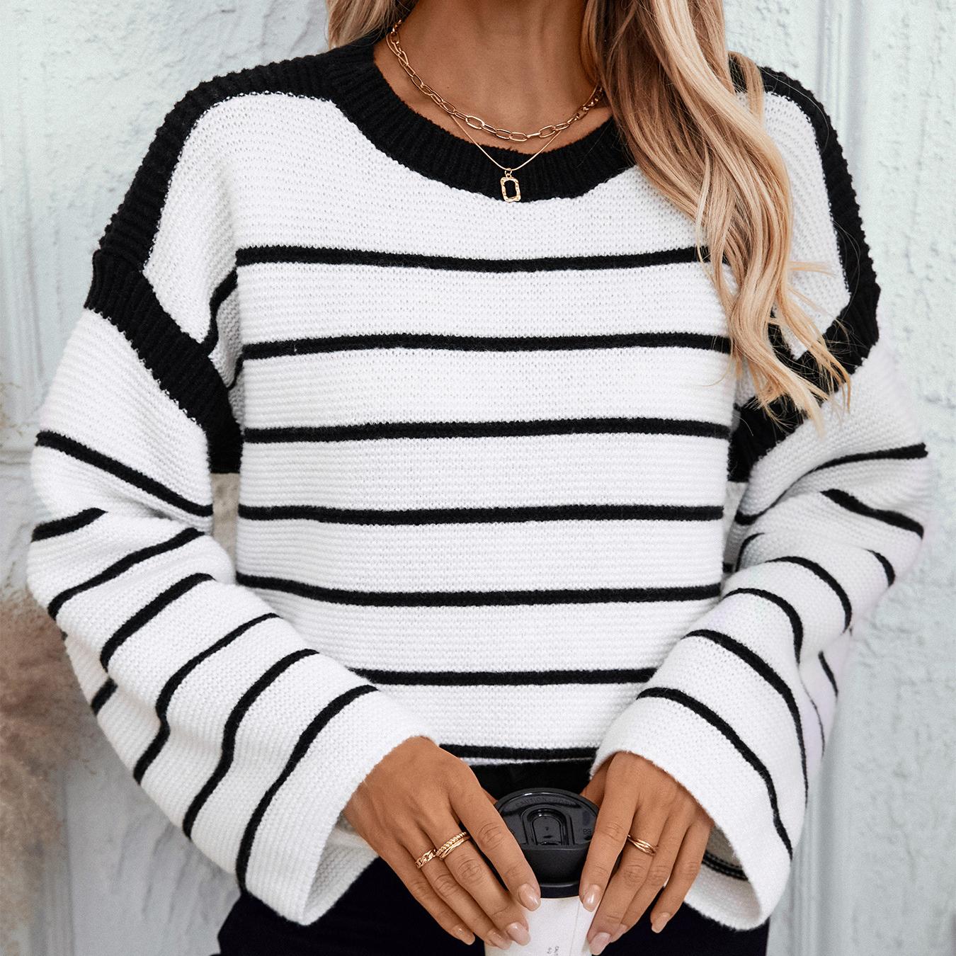 

Autumn and Winter New Round Neck Loose Black and White Striped Pullover Long Sleeved Knitted Sweater S синій