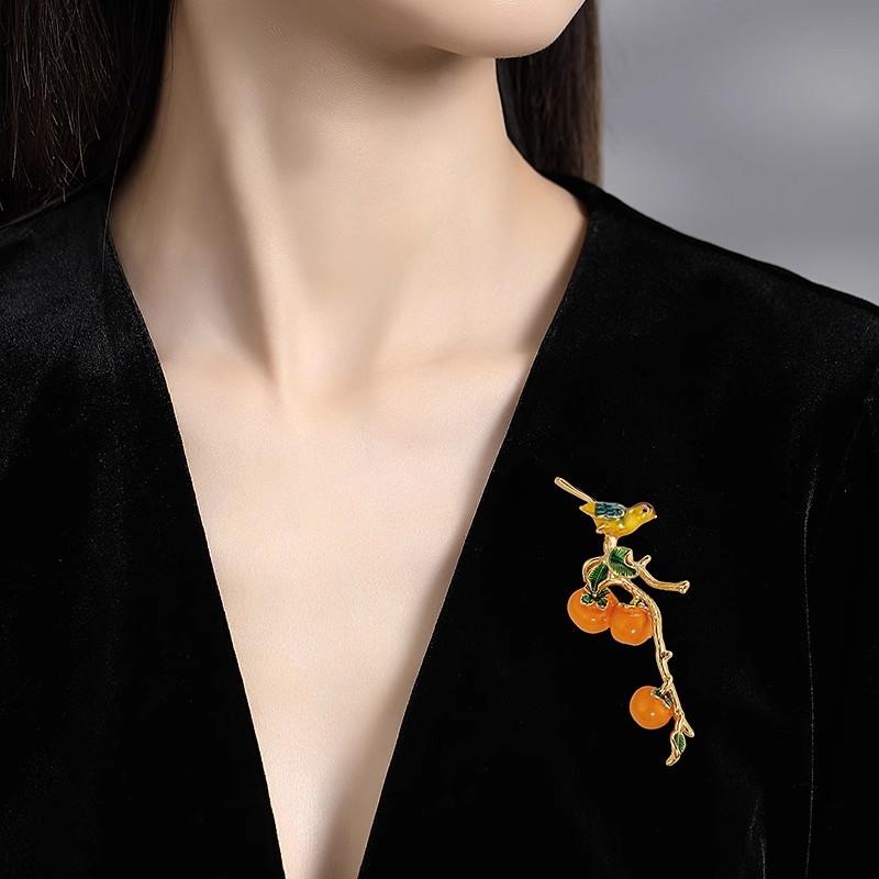 Happy Events Keep Coming. Magpie Persimmon Brooch, Classical Cheongsam Fixed Pin, High-end Corsage Accessory