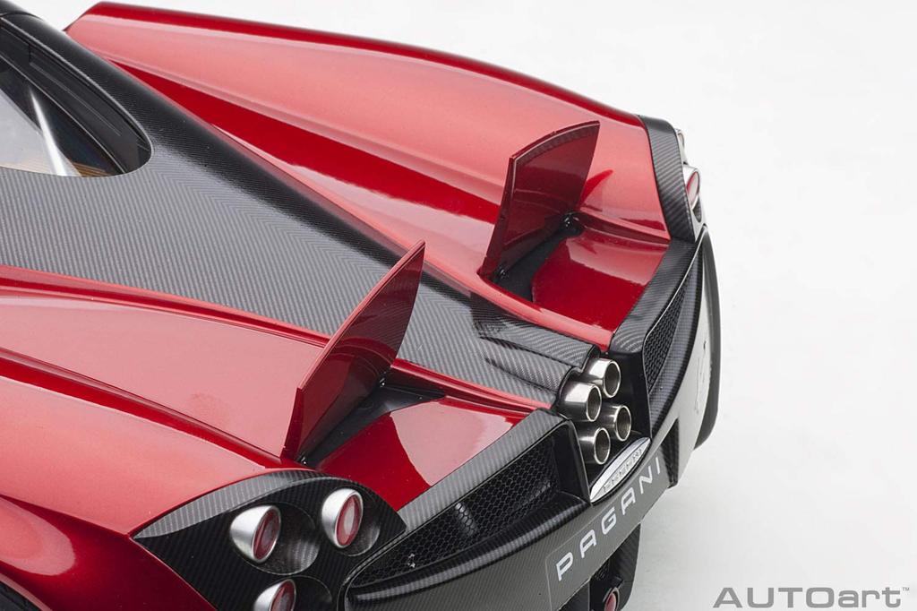 AUTOart 1/12 Pagani Huayra Metallic Red