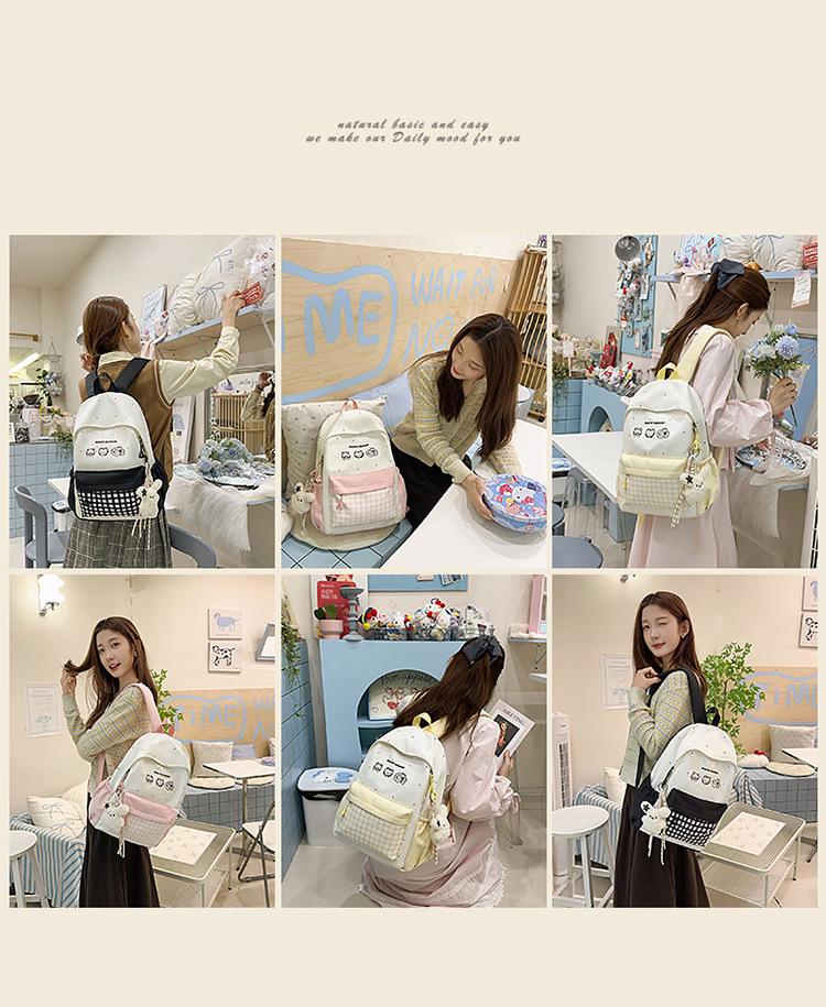 Lightweight Plaid Backpack for Junior High Students - Stylish & Spacious