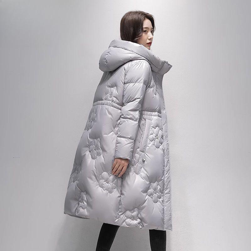 Jednobarevná lesklá dlouhá a tenká módní hřejivá péřová bunda s kapucí dámský zimní kabát