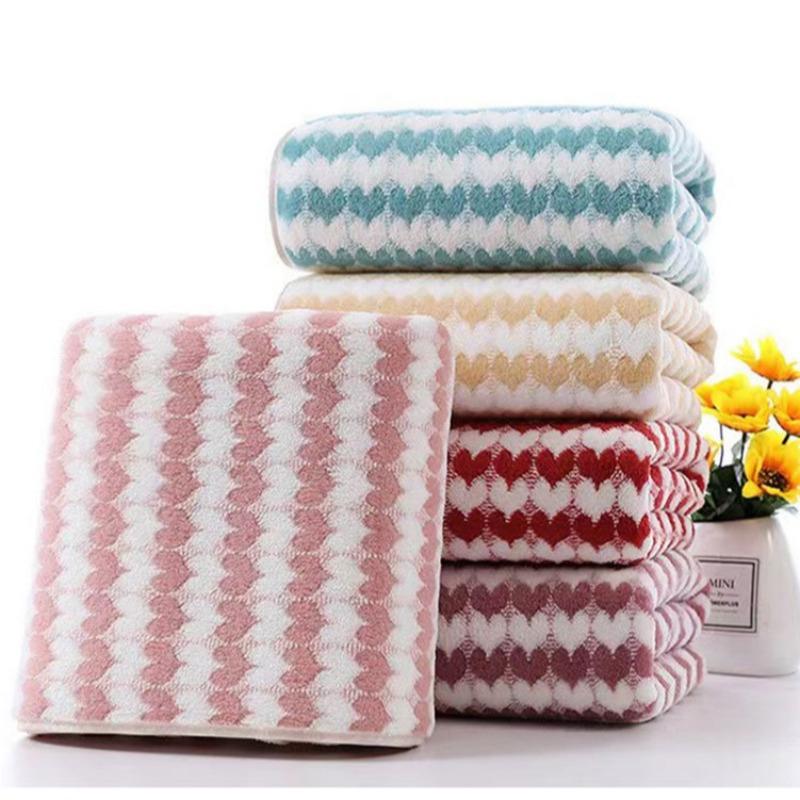 Coral Fleece Heart-shaped Towel, Bath Towel, Household Absorbent Soft Shower Towel