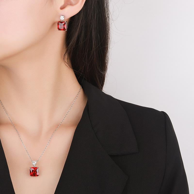 Jewelry Copper Bottom Gold Plating Simulation Corundum Green Nano Temperament Set Main Stone 12 * 12