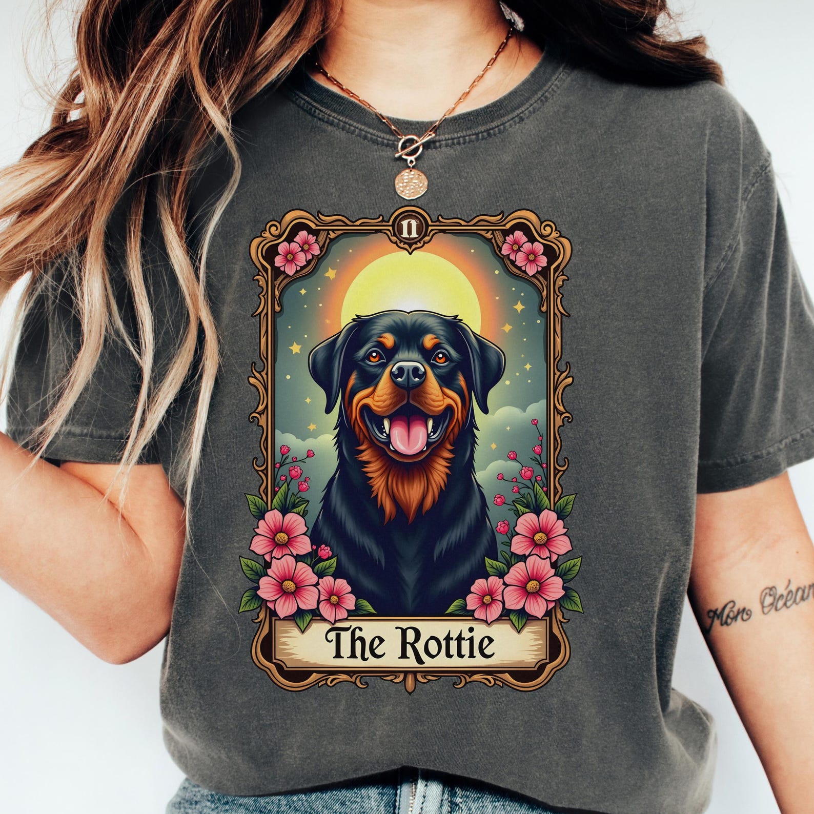 Comfort Colors Rottweiler Tarot Card T-Shirt: Rottie Mom Gift L