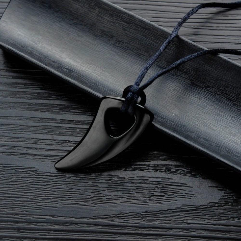 Bull Horn Design Wolf Tooth Necklace Zinc Zinc Alloy Crescent Tooth Leather Rope Necklace  Men