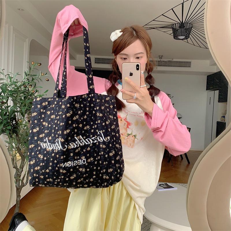 

2 Summer floral tote bag large capacity casual shoulder canvas bag women s alphabet printing new bag