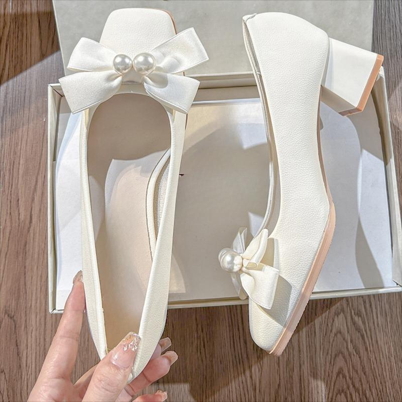 Quadratische Zehenpartie Schmetterlingsknoten Einzelne Schuhe Damen Blockabsatz Temperament Nicht müde Füße Kleine High Heels