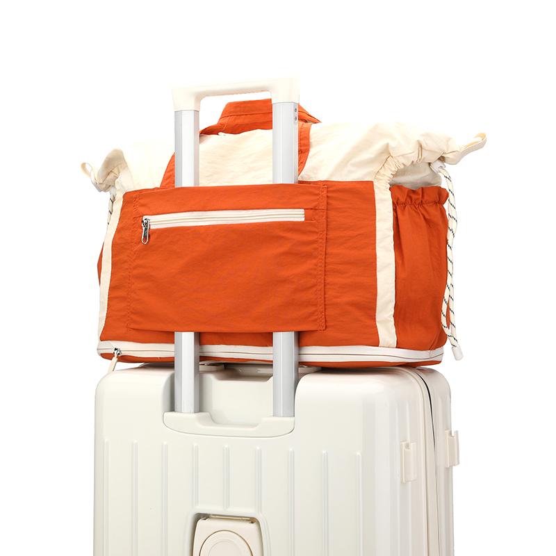 Extensible Large Capacity Shoulder Bag Women's Dry and Wet Separate Travel Bag Short Distance Duffel Bag