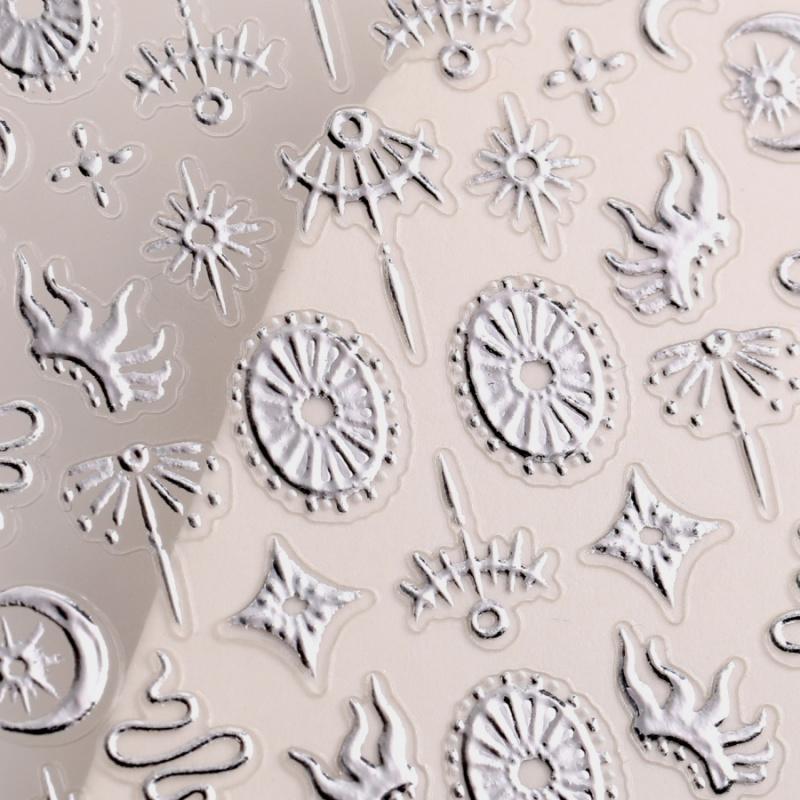 1pc Star and Moon Totem Nail Stickers 3D Embossed Vintage Silver Gold Snake Totem Star Moon Wearable Nail Stickers Accessories