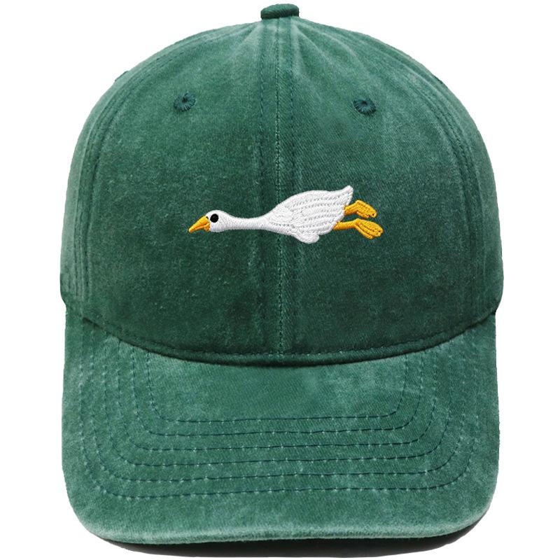 Cute lazy big white goose embroidered baseball cap washed retro dad hat men's and women's casual sunshade cap