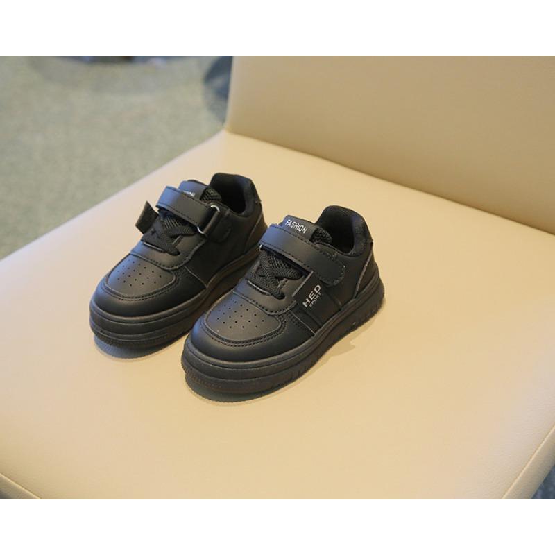Lightweight Non Slip Soft Sole Casual Kids Sports Sneakers For Boys And Girls