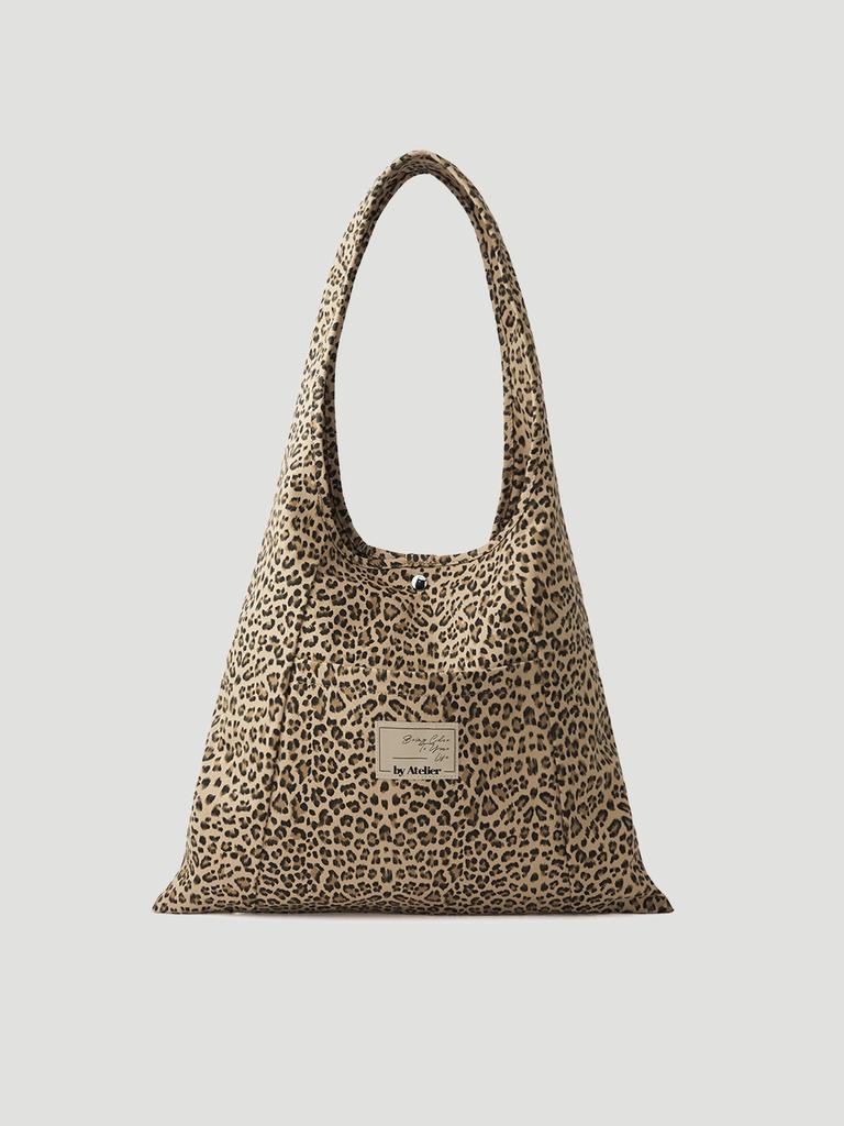 Atelierpark Lee Ji Hobo Bag_Leopard