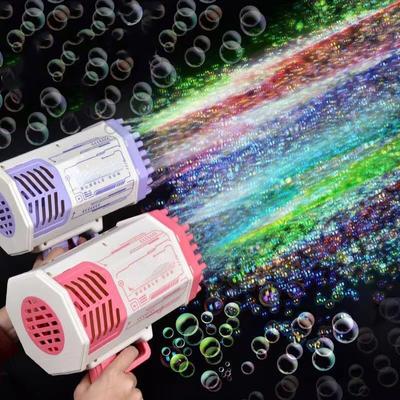 Bubble Gun Rocket Soffiatore automatico a forma di mitragliatrice a 32 fori per bolle di sapone con giocattoli leggeri