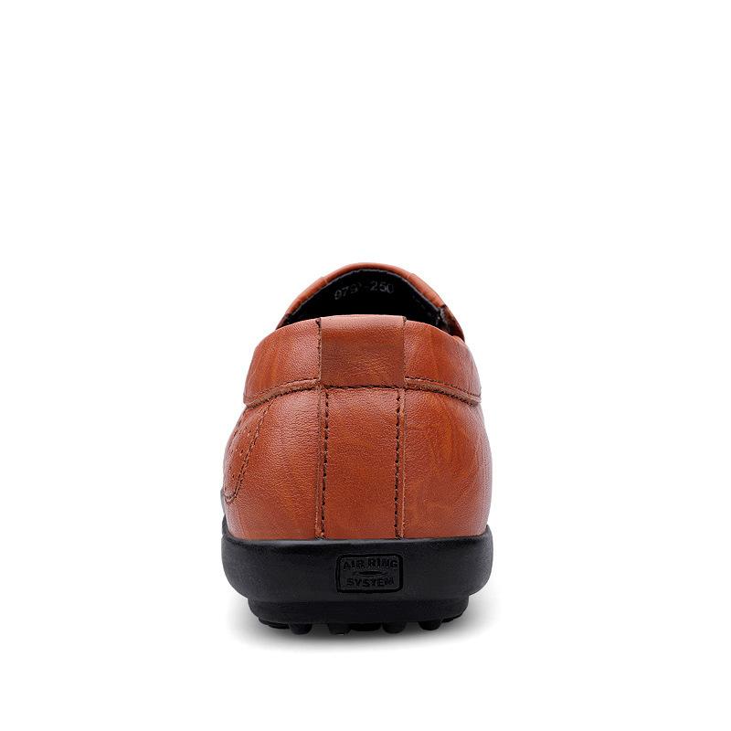 Four Seasons Casual Shoes Men's Soft Surface Soft Sole Driving Shoes Sleeve Lazy Shoes Top Layer Cowhide Men's Doudou Shoes