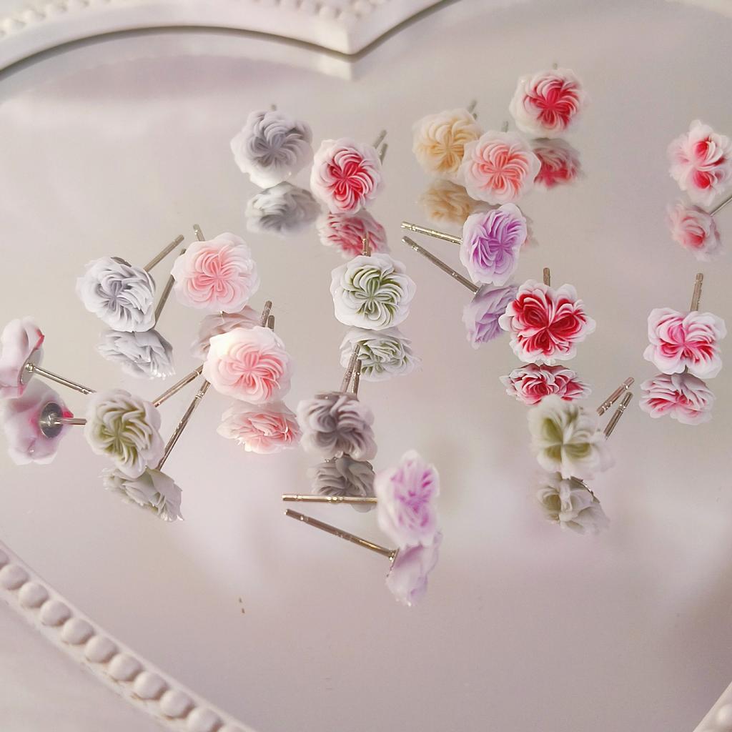 Flowers Bloom In Midsummer, Mori Series, Sweet Temperament, Girl Flower Stud Earrings, Female Tide Niche, Versatile, Small And Exquisite Earrings.