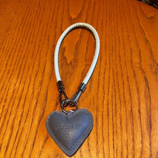Internet-famous Cotton Leather Heart-woven Creative Keybag Pendants, Phone Chains, Personalized Charms, Phone Cases, Leather Cords