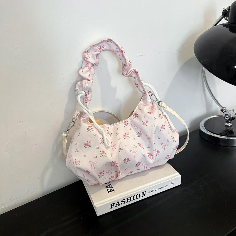 

Маленькая свежая и высококачественная сумка-мессенджер с бантом и цветочным принтом, плиссированная сумка-облако на плечо/подмышку, повседневная тканевая сумка-мессенджер розовый