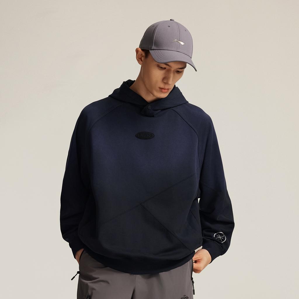Li Ning Wade Series Schlichtes Vielseitiges Gradienten Lockeres Kapuzensweatshirt Herren Sweatshirt AWDV255-1