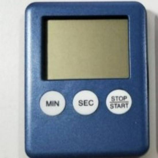 Customizable Electronic Kitchen Timer with Stopwatch Function