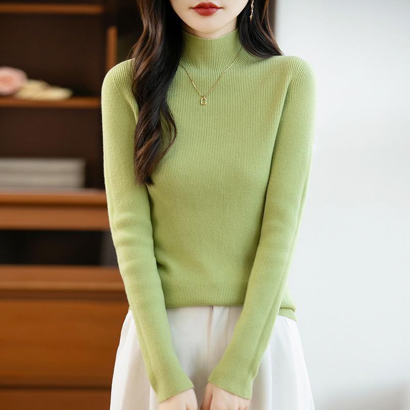 A New Semi-high-neck Sweater for Women In Autumn and Winter, A Slimming and Form-fitting Long-sleeved, Versatile and Stylish Base Layer