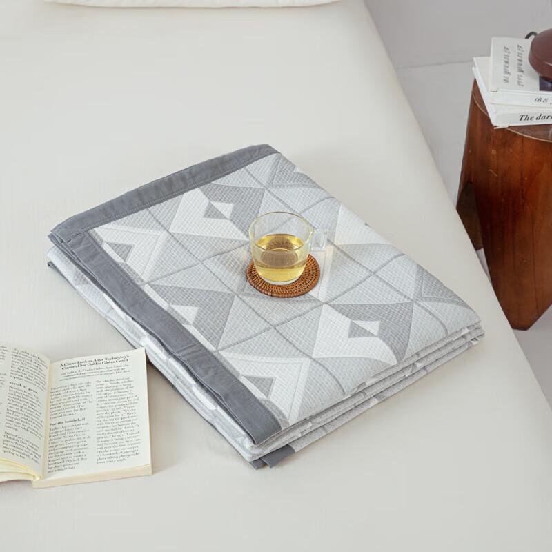 Muji 100% Cotton Jacquard Blanket