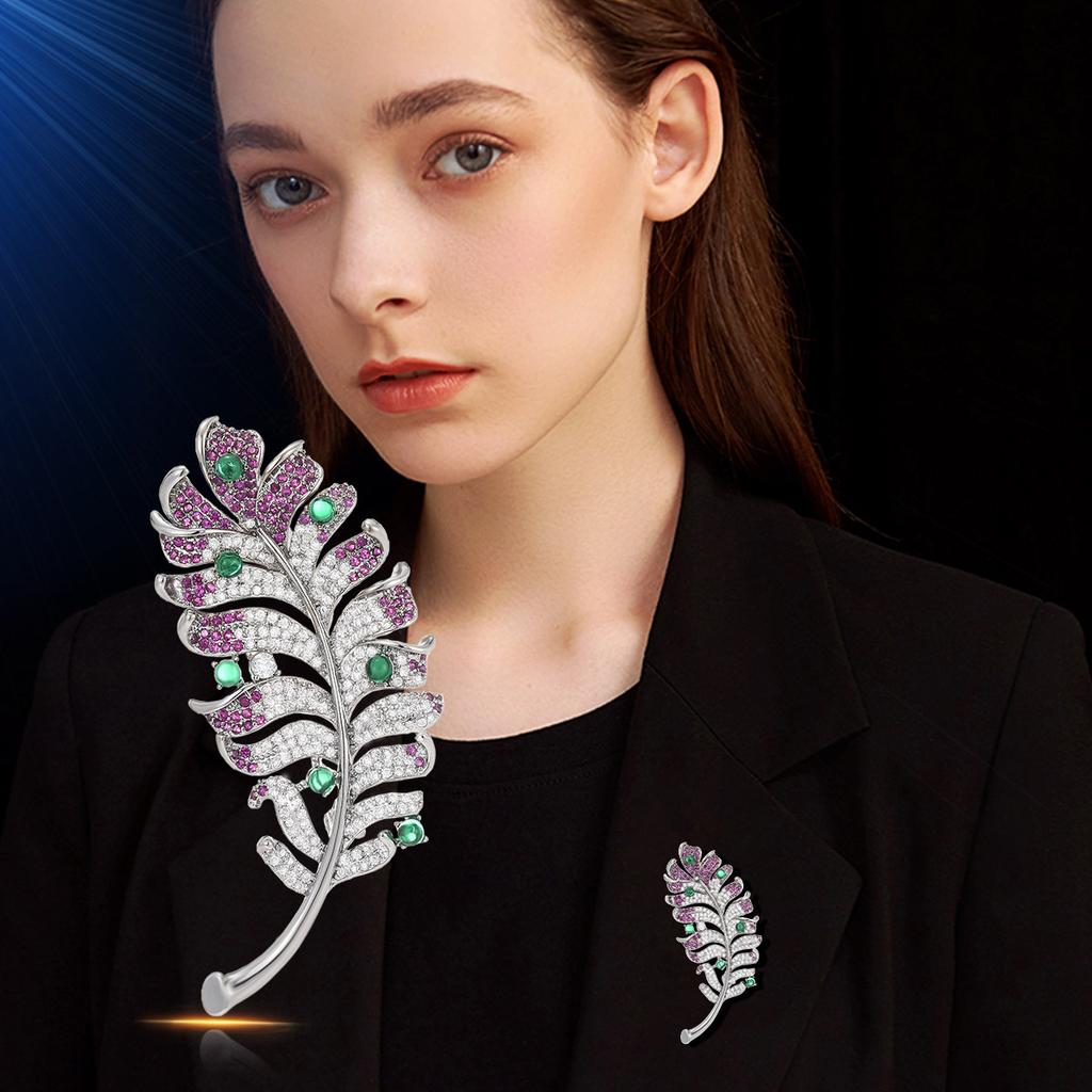 Women's Light Luxury Design Elegant Inlaid Zircon Feather Brooch Fashionable And Versatile Niche Design Brooch