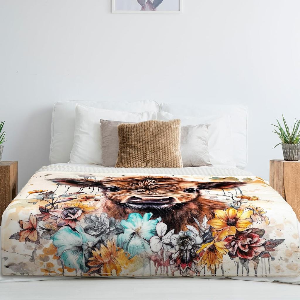 Highland Cow Floral Print Throw Blanket Soft Flannel Warm Blanket Watercolor Animal Blanket for Sofa Bed Home Gift