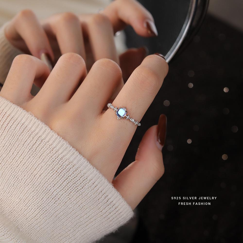 

Real 925 Sterling Silver Simulating Moonstone Fashion Open Ring Exquisite Gift for Lady Mom Daughter Birthday Jewelry срібний